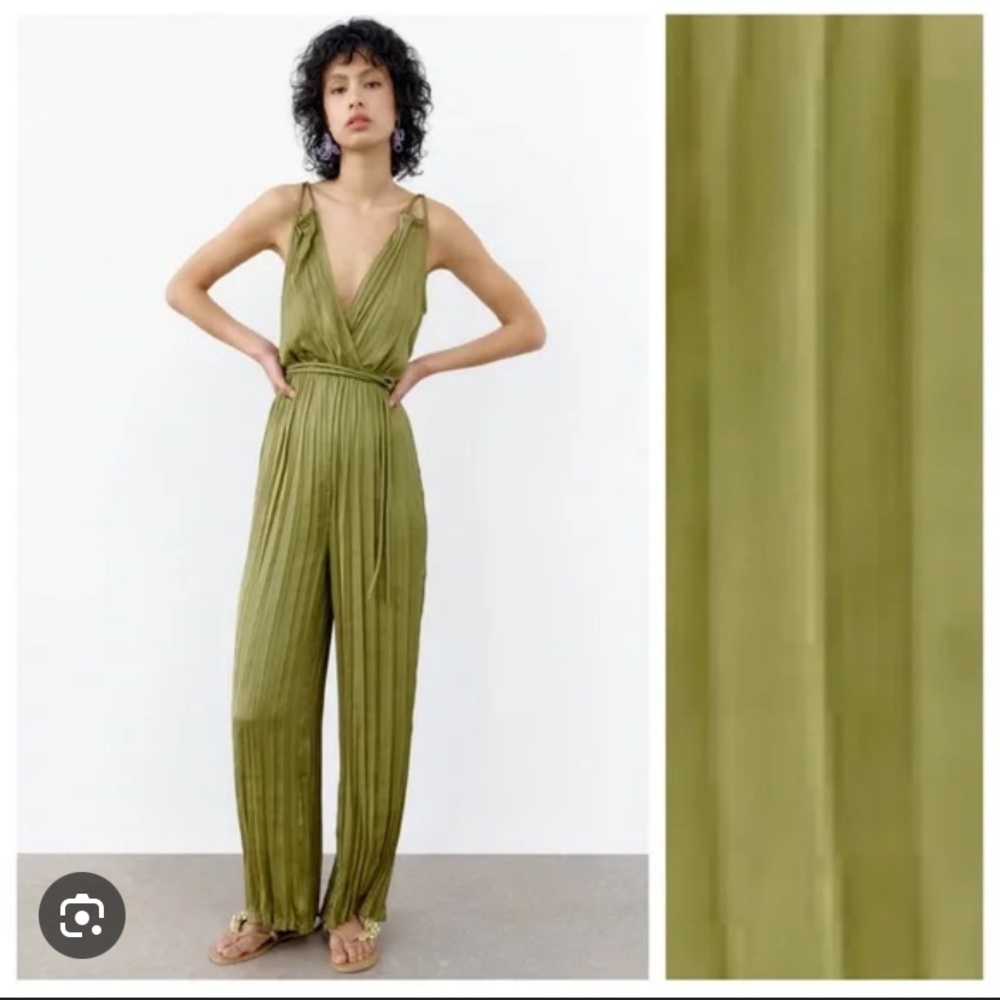 Zara Olive Green Pleated Wide-Leg Jumpsuit with Tie Waist